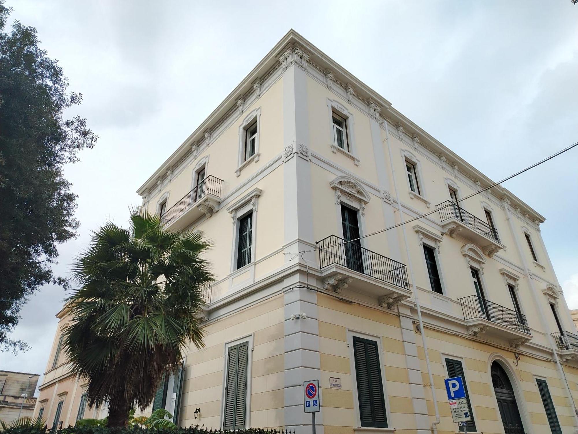 Palazzo Castellano Bed and Breakfast Lecce Eksteriør billede